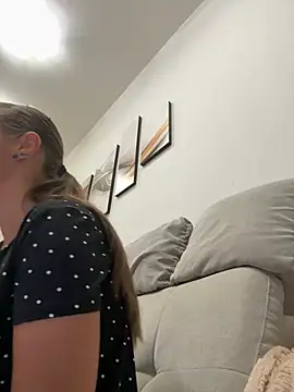 jennifer11772 live cam on StripChat