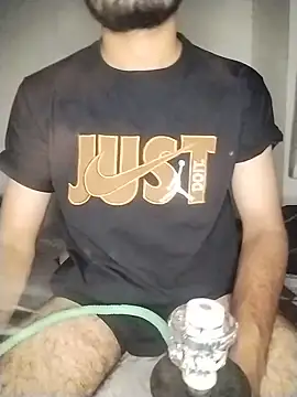Mr_Hotyy live cam on StripChat