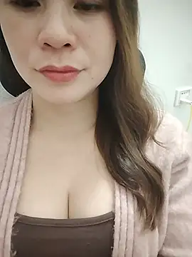 Snail_niE live cam on StripChat