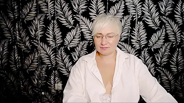Olivia_playful live cam on StripChat