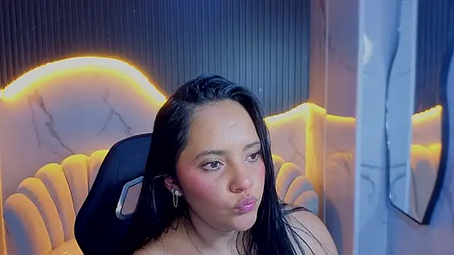 scarlett_monroe_b