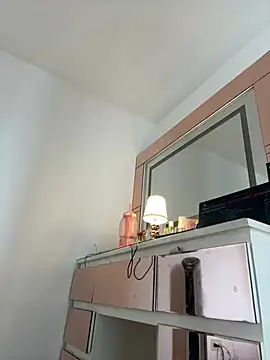 Jenn_Layton