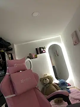 Jenn_Layton