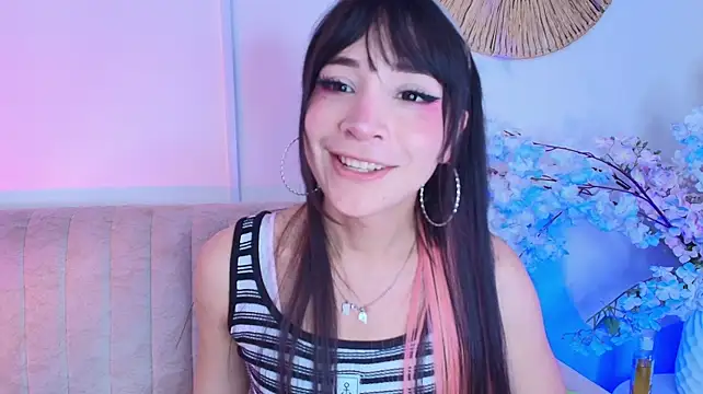 AliiceWonderland_ live cam on StripChat