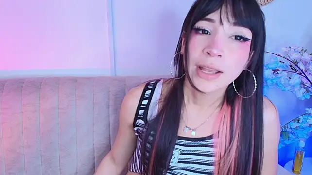 AliiceWonderland_ live cam on StripChat