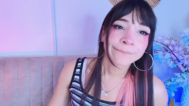 AliiceWonderland_ webcam