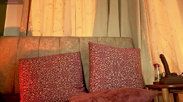 Zara_dulce webcam