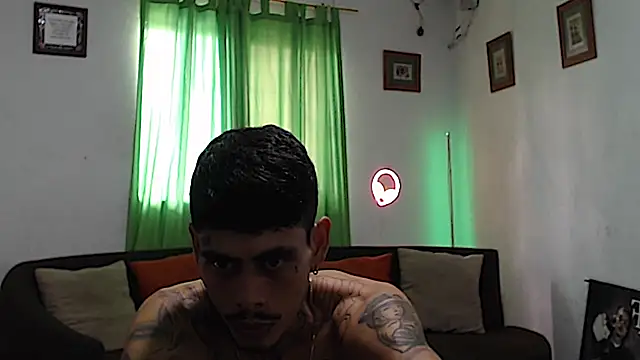 alpha_zom