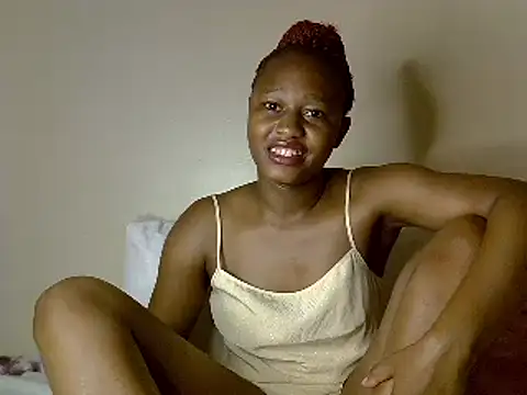 Petite_Ebony10