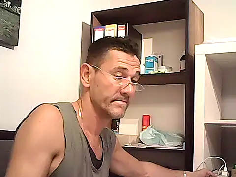 mastercharisma35 (Ask my age) - LIKE TIPS. I AM STAND UP FOR YOU