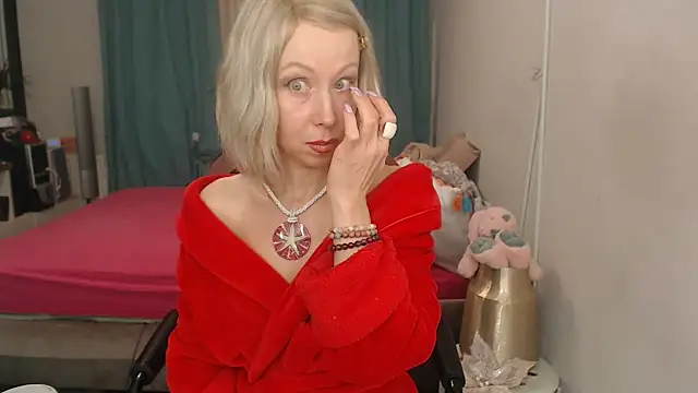 LuxuryNika
