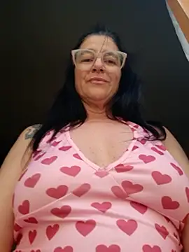 Camilegaucha live cam on StripChat