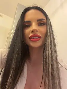 CharmingChrisss live cam on StripChat