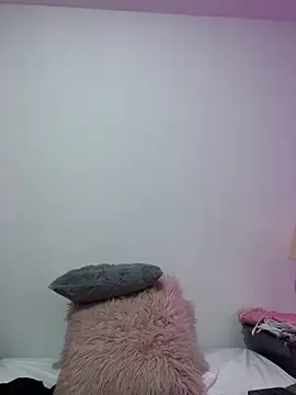 NaniGgold live cam on StripChat