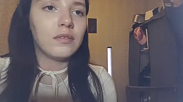 LetitiaNolet live cam on StripChat