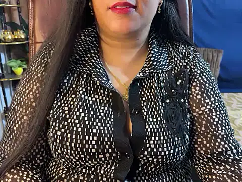 Curvy_Vincy4