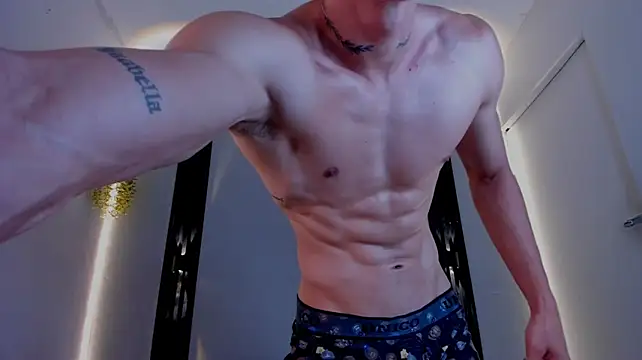 Dark_Valentino_ on Stripchat