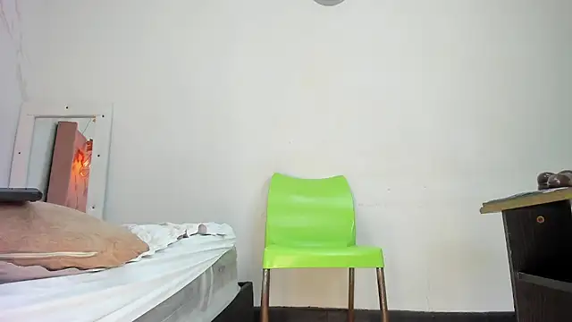 Belle_Brunette