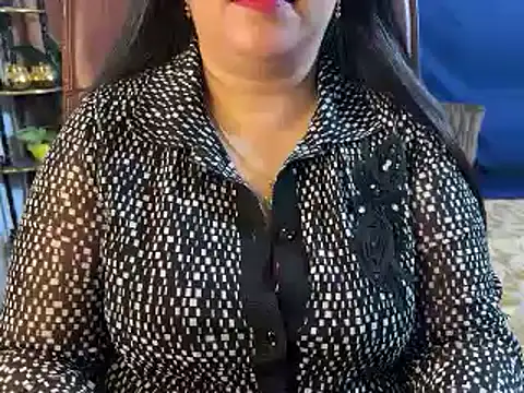 Curvy_Vincy4