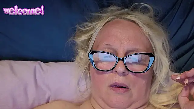 martachatte live cam on StripChat