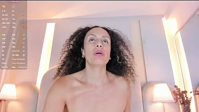 Alicia_Monroe_