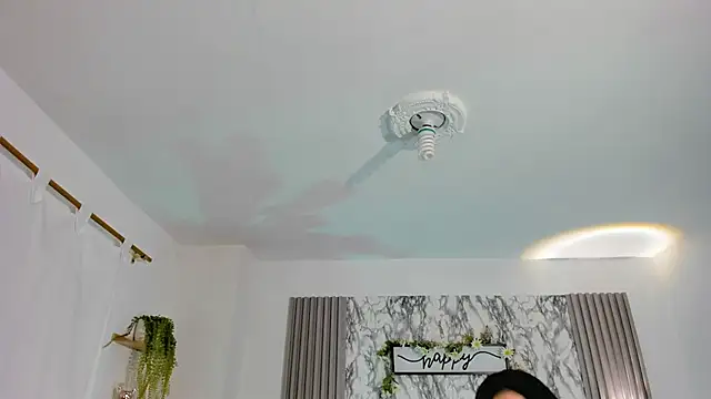 LynzieVelvet