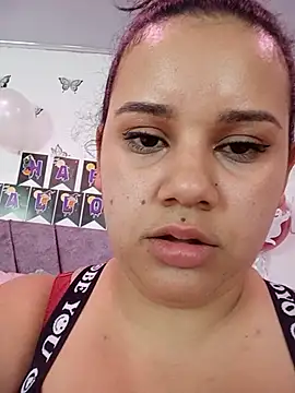 NahomyEvans