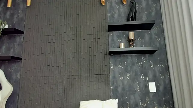 Matias_strong1