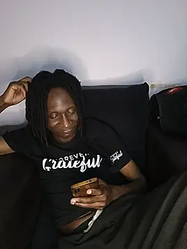 TryingExpiry live cam on StripChat