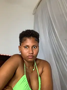 madelltheebony