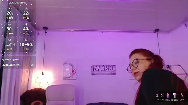 Scarlet_Royale