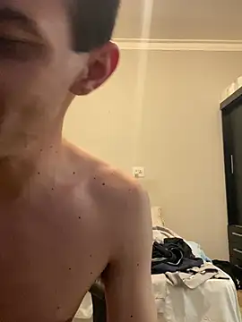 Ivis1999 live cam on StripChat