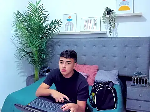adam_cox1 live cam on StripChat
