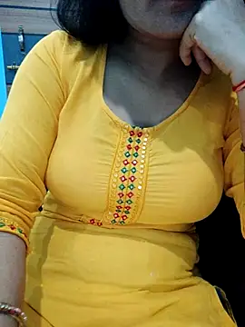 Your_Ladoo live cam on StripChat