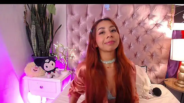 laila_stilwiills live cam on StripChat