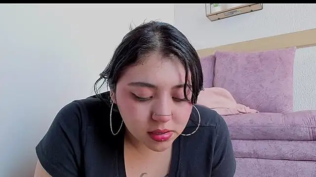 Blueberry_gothic live cam on StripChat