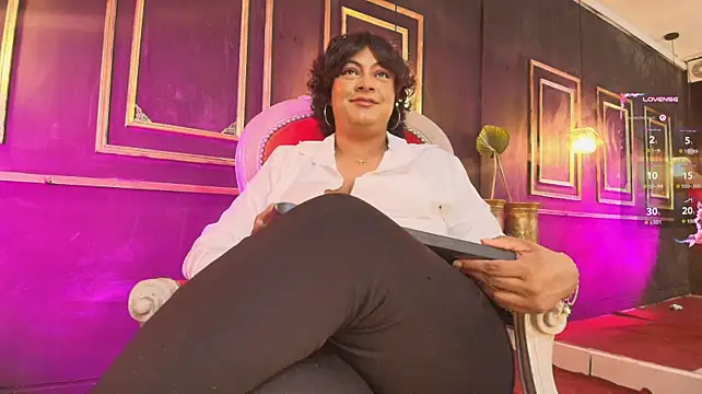 alexa_cruz__