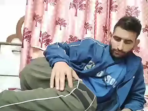 bigcockboy1121 live cam on StripChat
