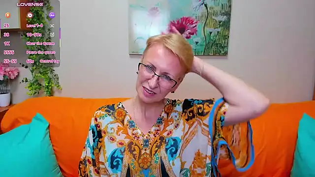 iamyourdream89 live cam on StripChat