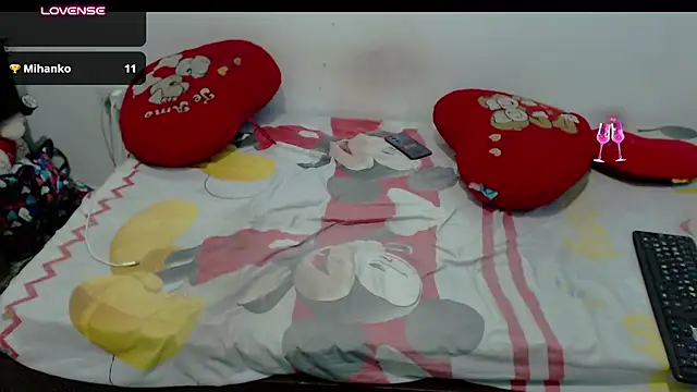 eliana09xx live cam on StripChat