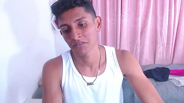 _bigrick_ live cam on StripChat