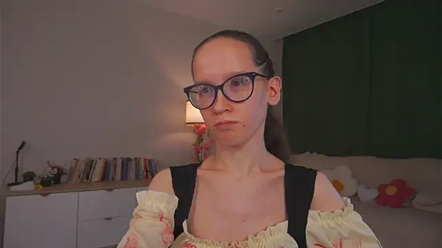 BettyBrowni live cam on StripChat