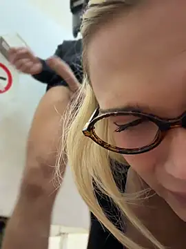 sexcam chatroom Nicoleevien