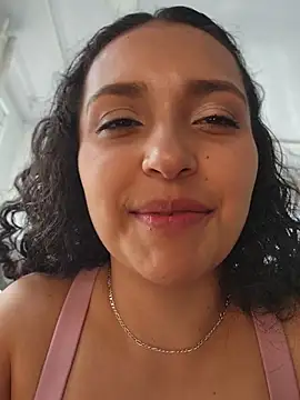 Lucy_Marin live cam on StripChat