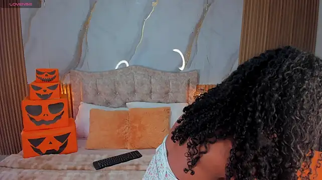 lia_16