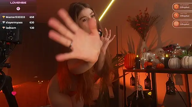 Live-Webcam-Show mit Bogduzi - Interaktive Lovense-Toys verfügbar