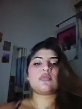 Sanaya_Gil