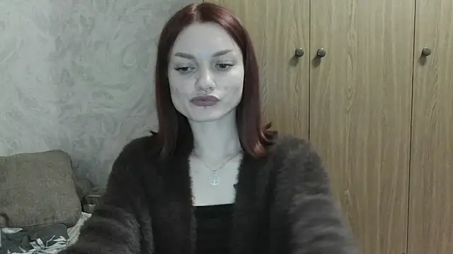 Lola_SweetGlow
