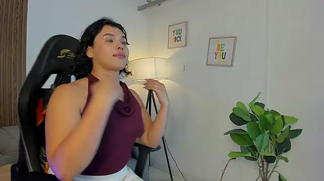 sammybrunette1 live cam on StripChat
