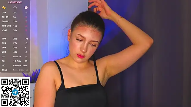 WoofBus live cam on StripChat